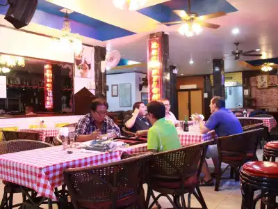The Little Mermaid Guesthouse & Restaurant - 20