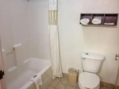 Motel 6 Woodway, TX - 18