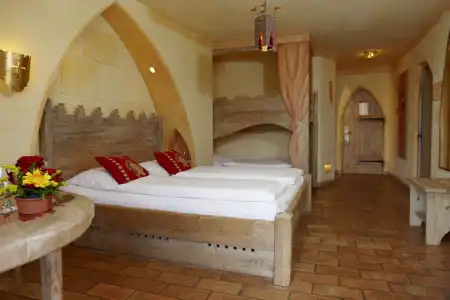 4-Sterne BurgCastillo Alcazar, Europa-Park Erlebnis-Resort - 5