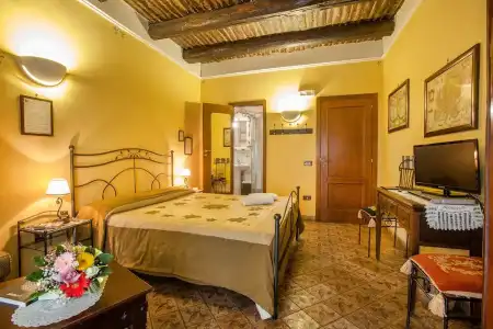 Alloggio dei Vassalli, In the Heart of the Historic Center - 114