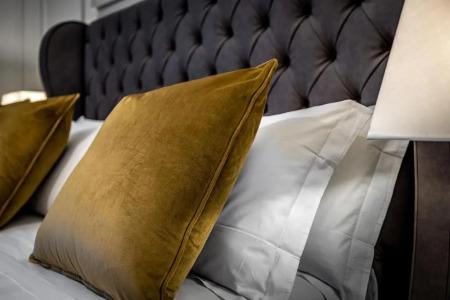 Ungherese Small Luxury - 70