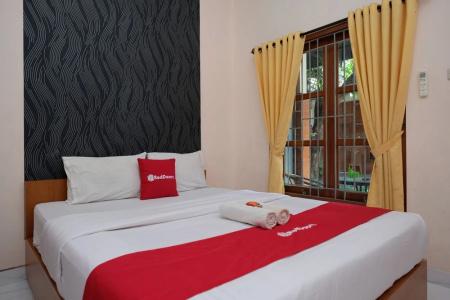 Omah Tentrem Syariah Guest House - 16
