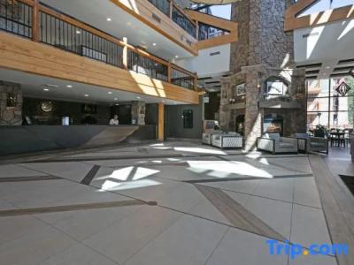 Hiso Place - 136