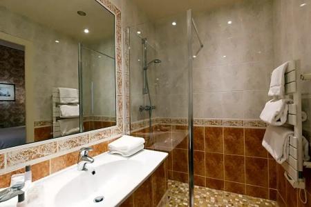 & Spa Le Grand Monarque, Best Western Premier Collection - 57