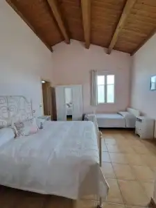 Insolent Inn - 30