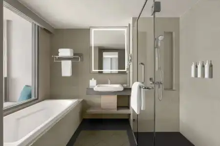 Courtyard by Marriott Bangkok Sukhumvit 20 - 50