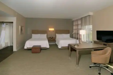 Hampton Inn Springfield-Southeast - 4