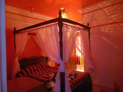 Cleopatra Luxor - 30