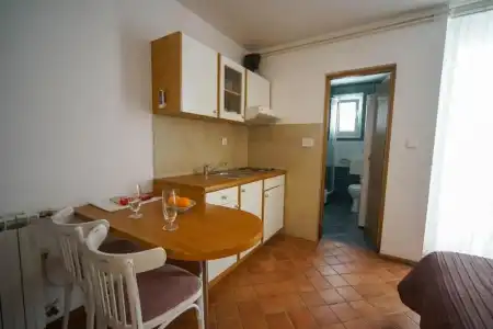 Apartments and Rooms Degra - 117