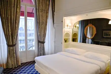 Carlton Lausanne Boutique - 52