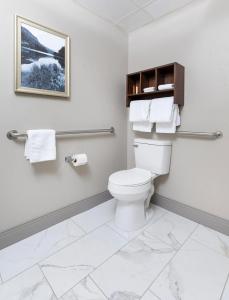 Seward's Guest House - 9