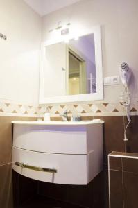 Dolce Vita Suites - 56