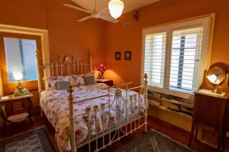 Buxton Manor - 100
