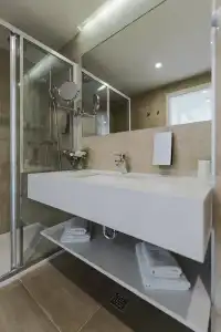 Romana Beach Apartments - 61