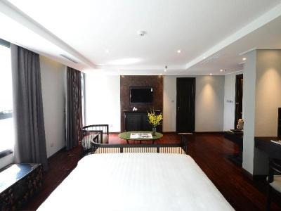 The Chi Novel Hostel - 108