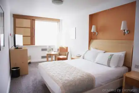 Holiday Inn Birmingham City Centre by IHG - 5
