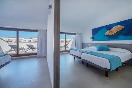 Caprice Skyline Aparthotel - 35
