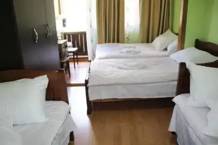 Tamaris Guesthouse - 5