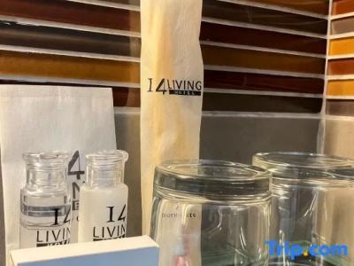 14 Living - 58