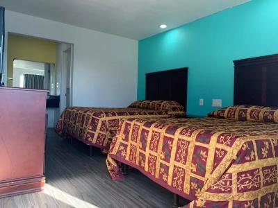 Super 7 Inn Dallas Near Duncanville - 51