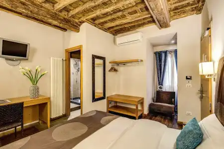 Trevi Beau Boutique - 23