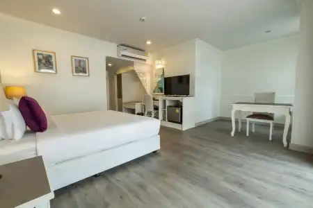 Sabai Sabana - 29