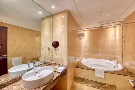 Majestic City Retreat - 13