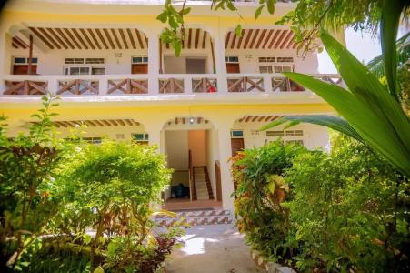 Baraka Beach Bungalows - 22