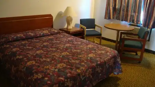 Best Value Inn by OYO Portland OR South East - 20