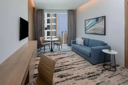 Holiday Inn Dubai Business Bay - 6