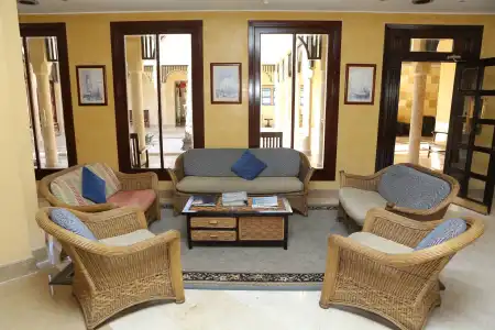 Tamra Beach Resort - 8