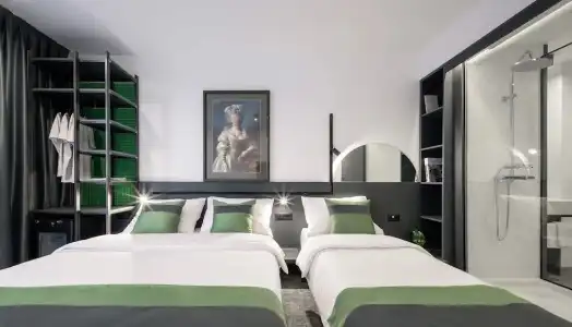 Joy 5 & Spa - 50