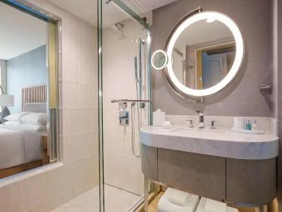 VEA Newport Beach, a Marriott Resort & Spa - 76