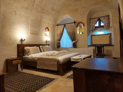 Armesos Cave - 156