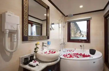 Halong Sapphire Cruises - 7