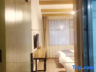 Busan Amare - 127
