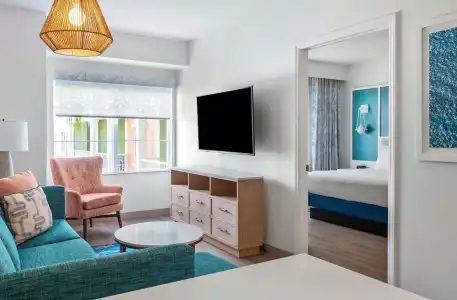 DoubleTree Suites by Hilton Naples - 140