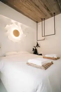 Mesanto Luxury Suites - 89