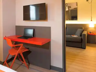 ibis Styles Lyon Confluence - 90