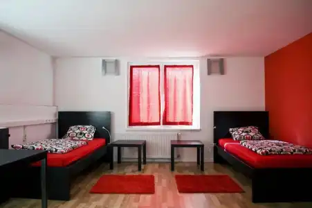 Nitra Glycerin Hostel - 18