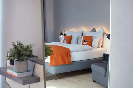 Holiday Inn - the niu, Hub Dusseldorf Messe by IHG - 4