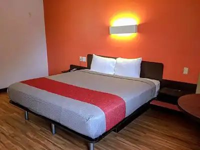 Motel 6 Woodway, TX - 24