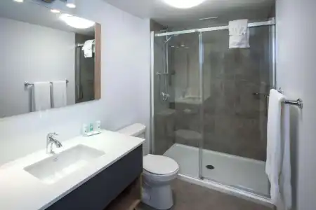 Quality Inn - 50