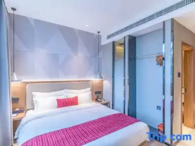 Tropic Towers Apartments - 42