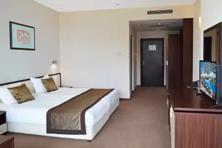 Marvel All Inclusive - Fully Renovated Free Beach Access - 3