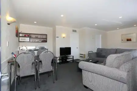 Shadzz Motel - 52