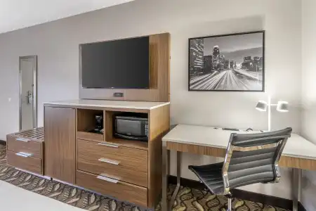 Best Western Airport Plaza – LAX Airport LA Stadium - 49