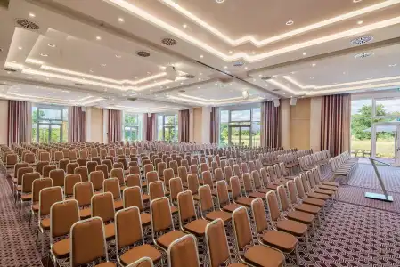 Best Western Premier Castanea Resort - 20