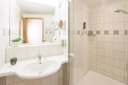 PLAZA INN Koln - 22