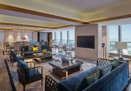 Hilton - 5